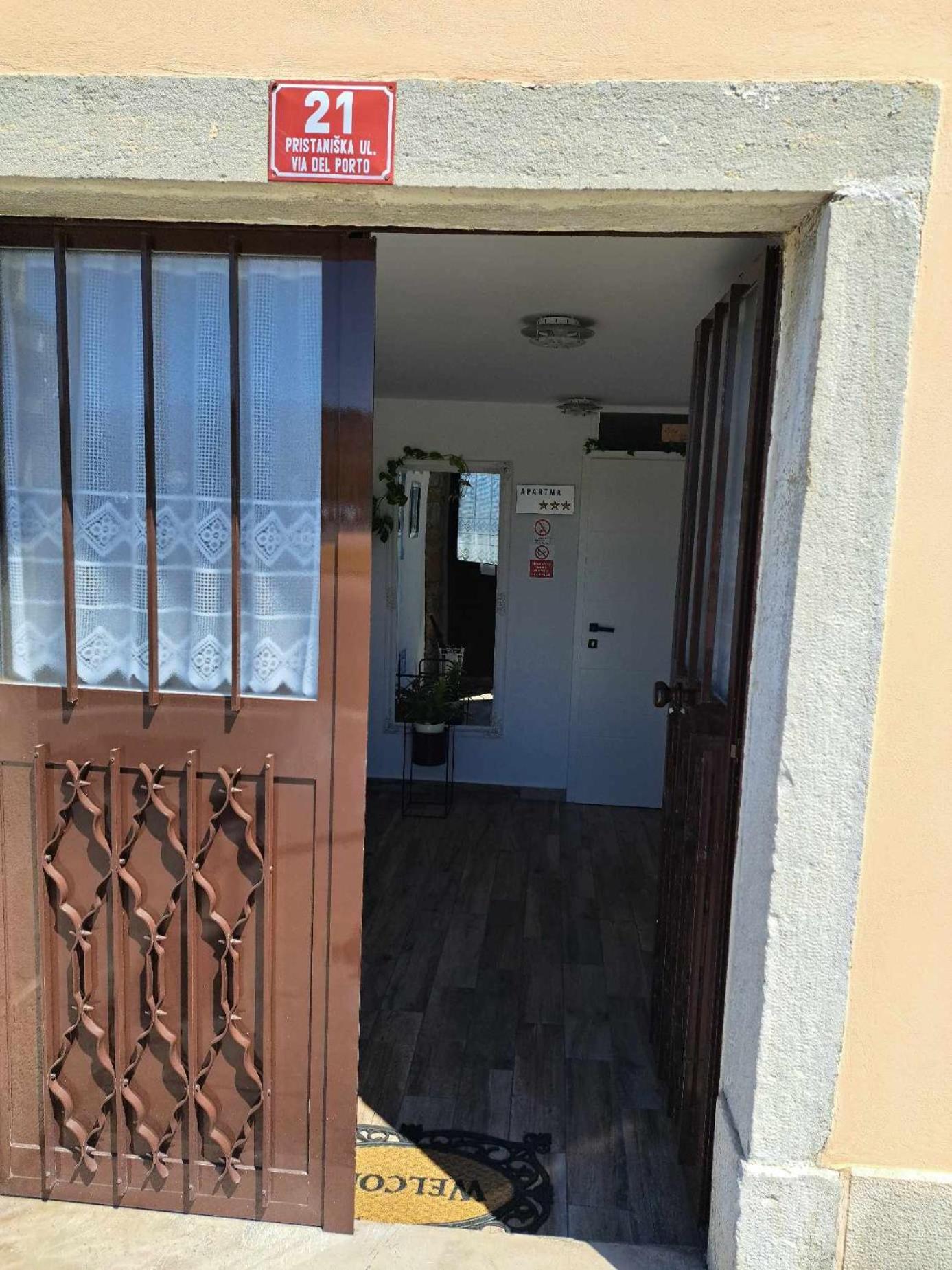 Istrabella Apartment Koper Exterior photo
